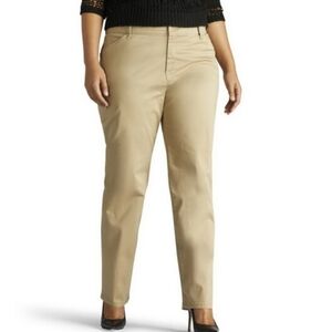 Lee 104850378 Plus Relaxed Fit Straight Leg Pant - Flax 18W Medium NWT